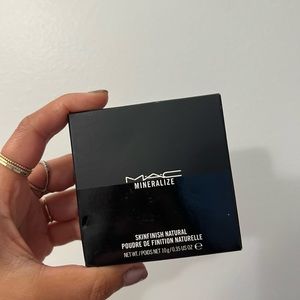 MAC cosmetics mineralize skin finish powder